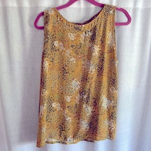 🍂🍁LOFT yellow floral sleeveless blouse